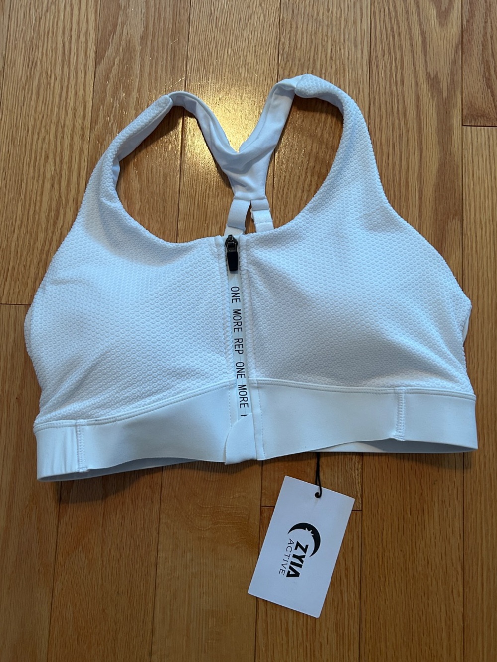 ZYIA Active Women's White Polka Dot Adjustable All Star Bra
